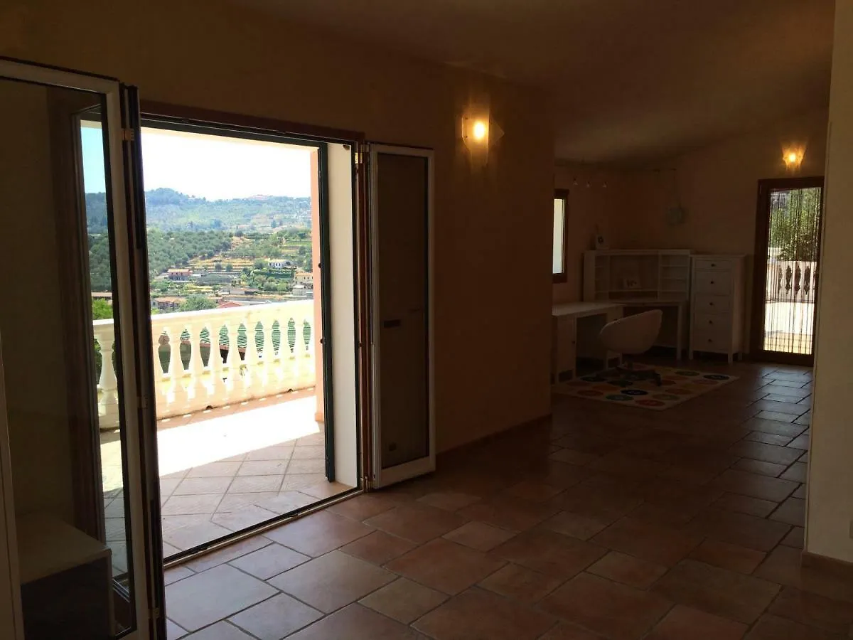 Villa Con Piscina A Imperia, Italy 0*, Imperia